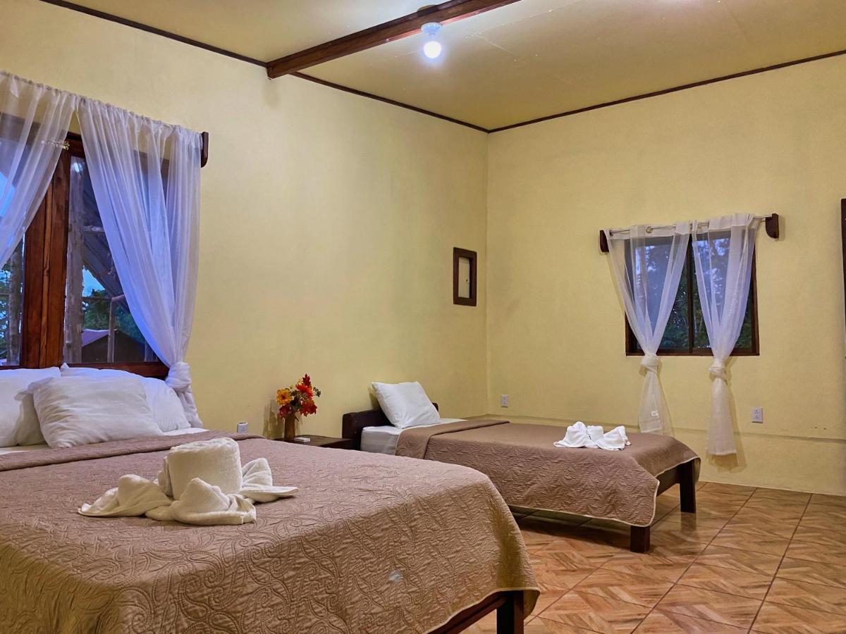 Princesa De La Luna Ecolodge La Fortuna Bagian luar foto