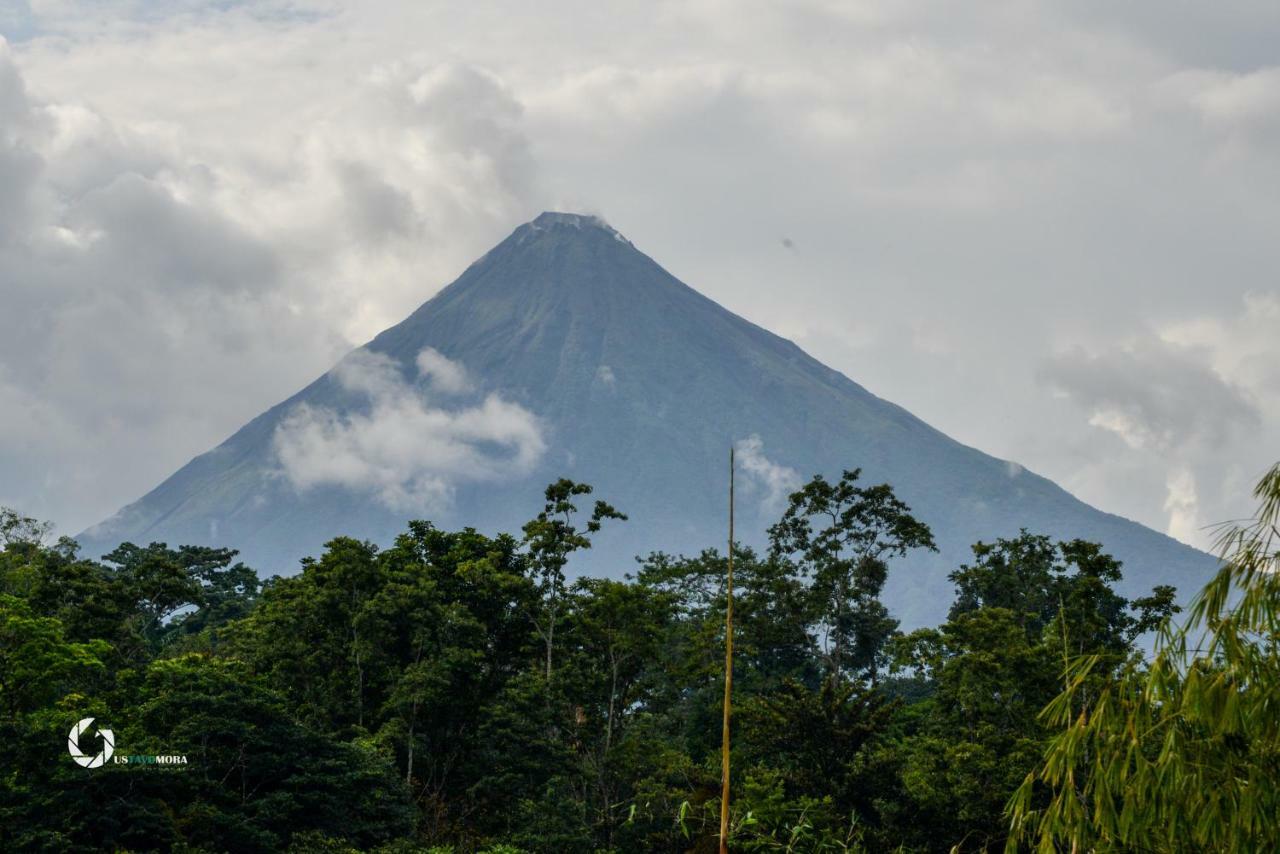 Princesa De La Luna Ecolodge La Fortuna Bagian luar foto